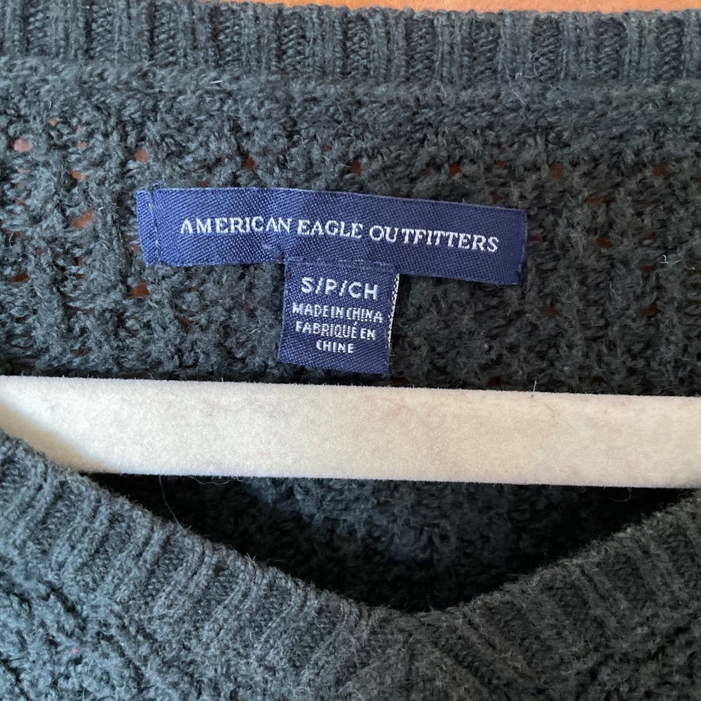 American Eagle Women Green Sweater Size Small - Picture 2 of 3